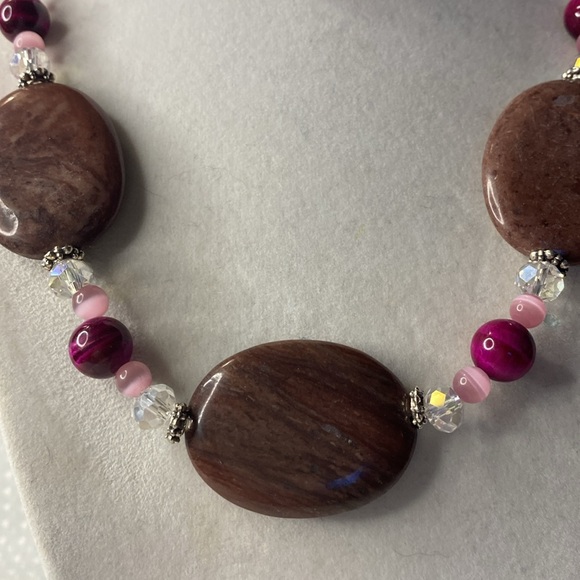 Handcrafted Brecciated Jasper and Hot Pink Tiger’s Eye Necklace Set - Picture 2 of 6